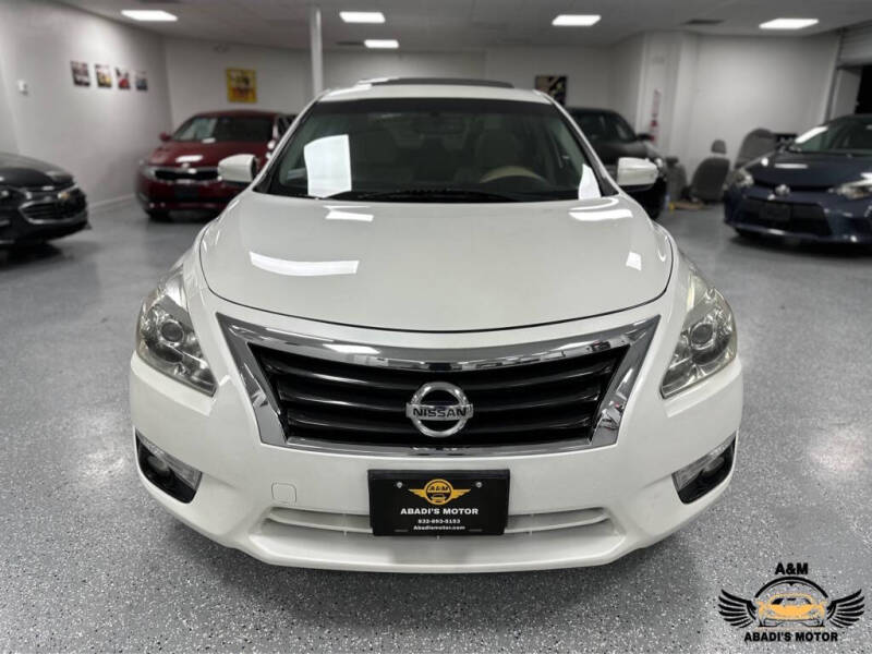 2014 Nissan Altima SL photo 9