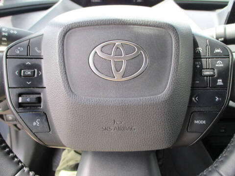 2024 Toyota Prius LE
