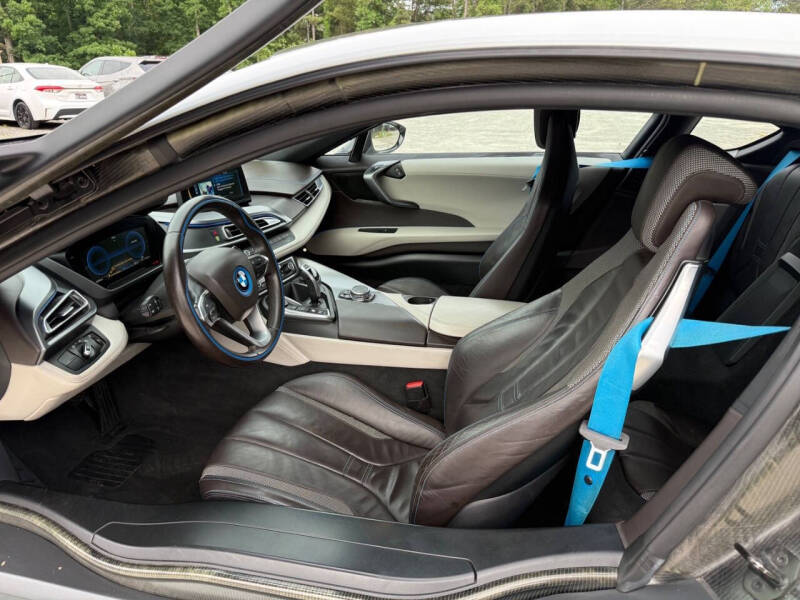 2016 BMW i8