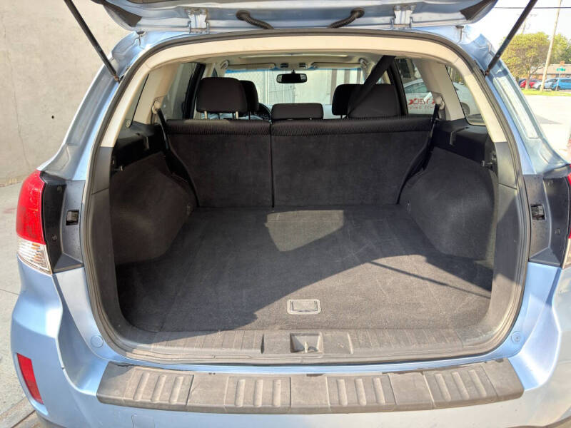 2012 Subaru Outback 2.5i Premium