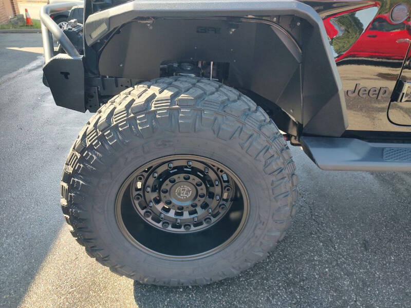 2021 Jeep Gladiator Overland