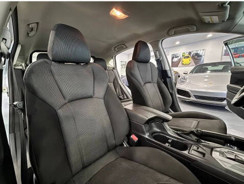 2017 Subaru Impreza 2.0i