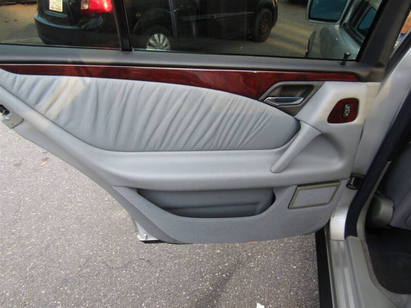 1997 Mercedes-Benz E-Class E 320