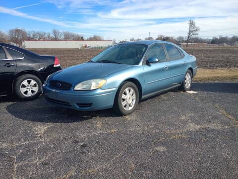 2005 Ford Taurus for sale at Taylorville Auto Sales in Taylorville IL