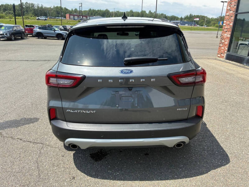 2025 Ford Escape Platinum