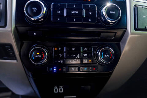 2017 Ford F-350 Super Duty Lariat