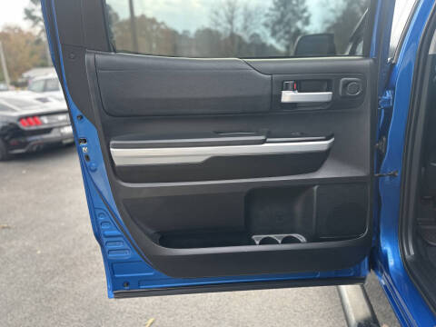 2018 Toyota Tundra SR5