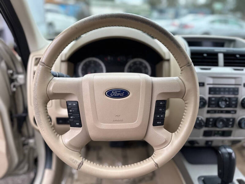 2010 Ford Escape XLT