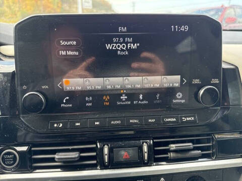 2023 Nissan Pathfinder SL