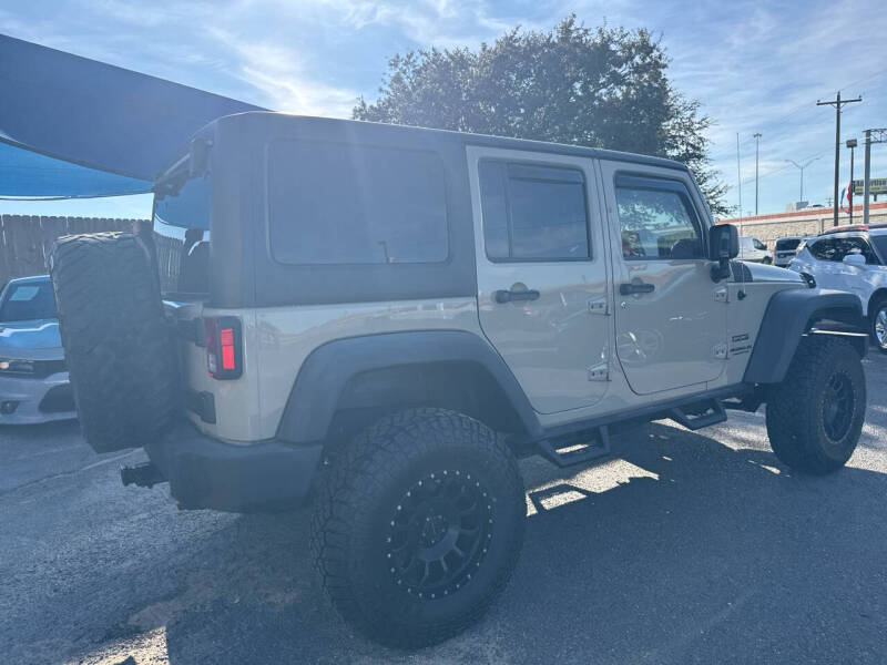 2017 Jeep Wrangler Unlimited Sport