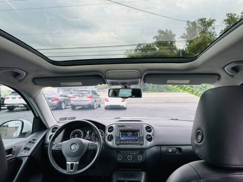 2017 Volkswagen Tiguan 2.0T Wolfsburg Edition 4Motion