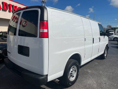 2018 Chevrolet Express 2500