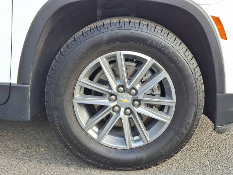 2022 Chevrolet Traverse LT Cloth