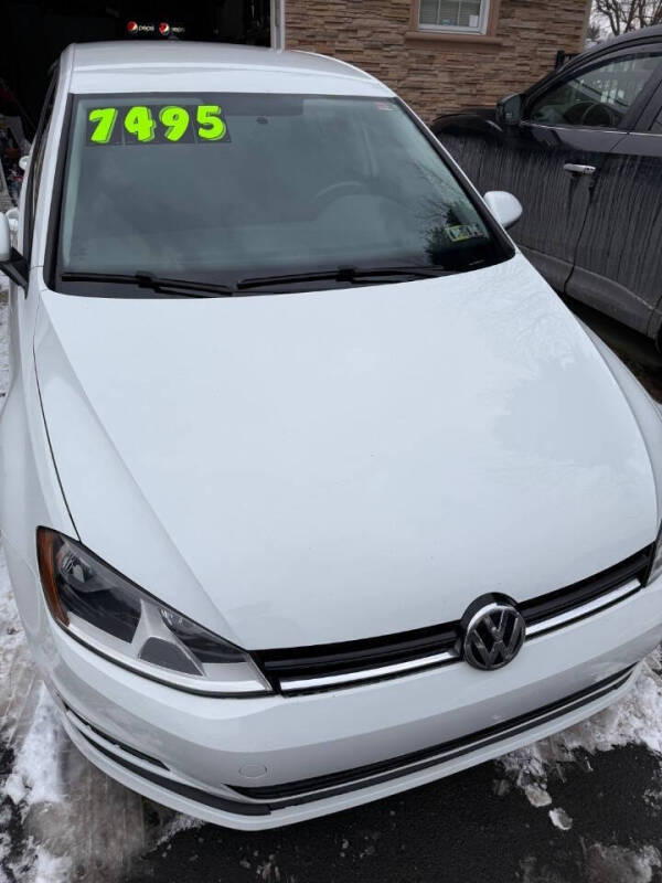 2017 Volkswagen Golf TSI S