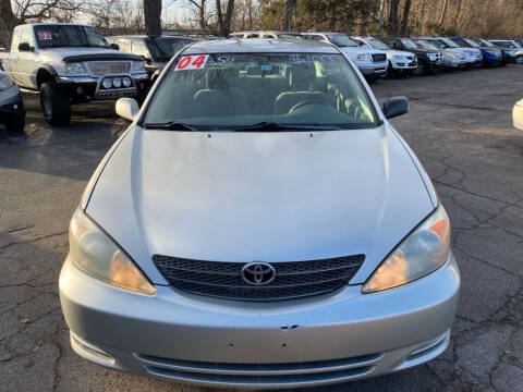 2004 Toyota Camry LE