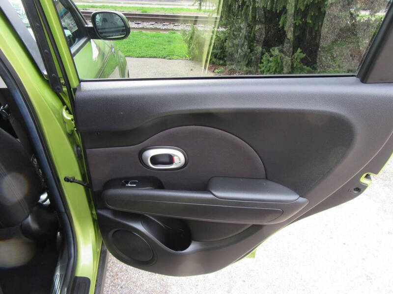 2017 Kia Soul +
