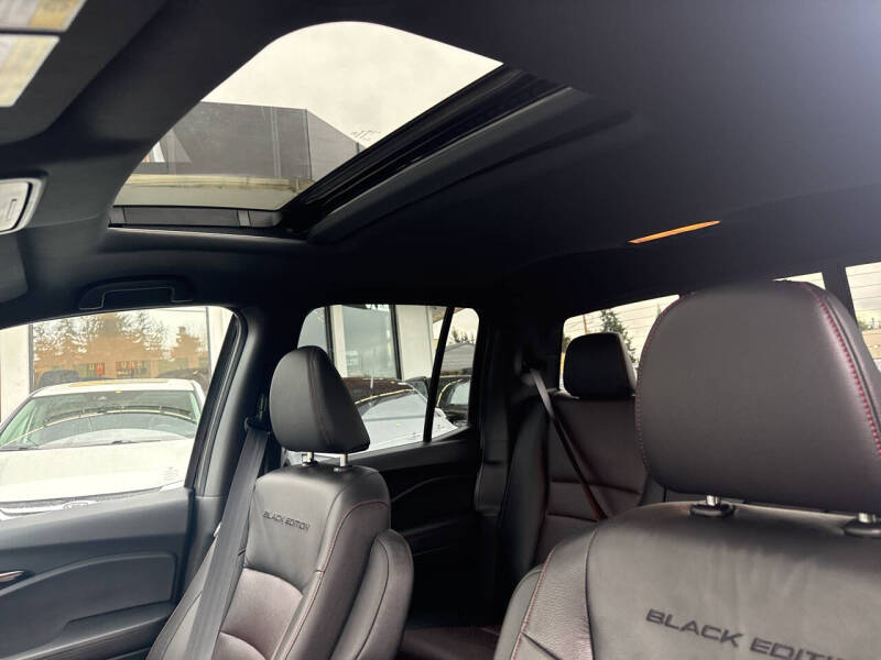 2022 Honda Ridgeline Black Edition