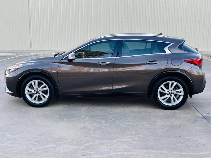 2019 Infiniti QX30 Luxe