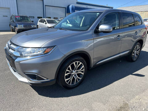 2017 Mitsubishi Outlander SE