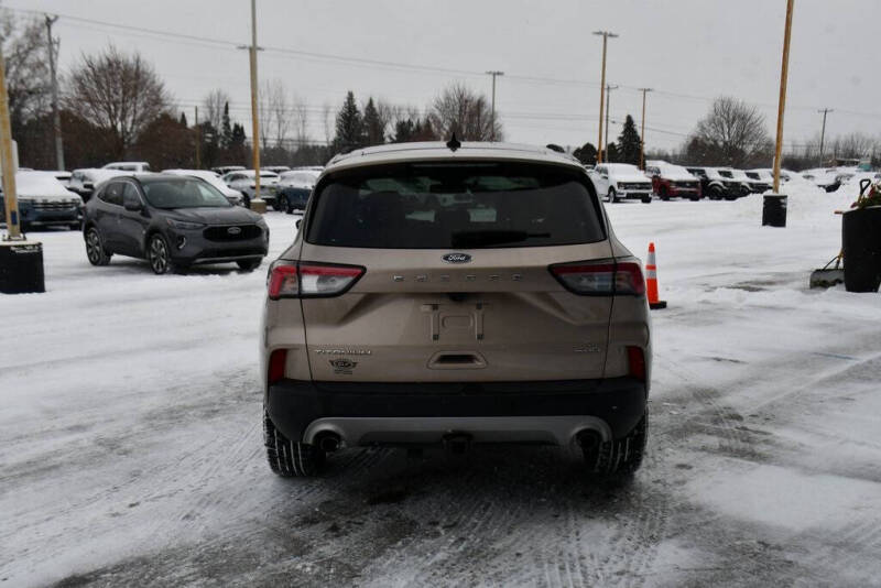 2021 Ford Escape Titanium