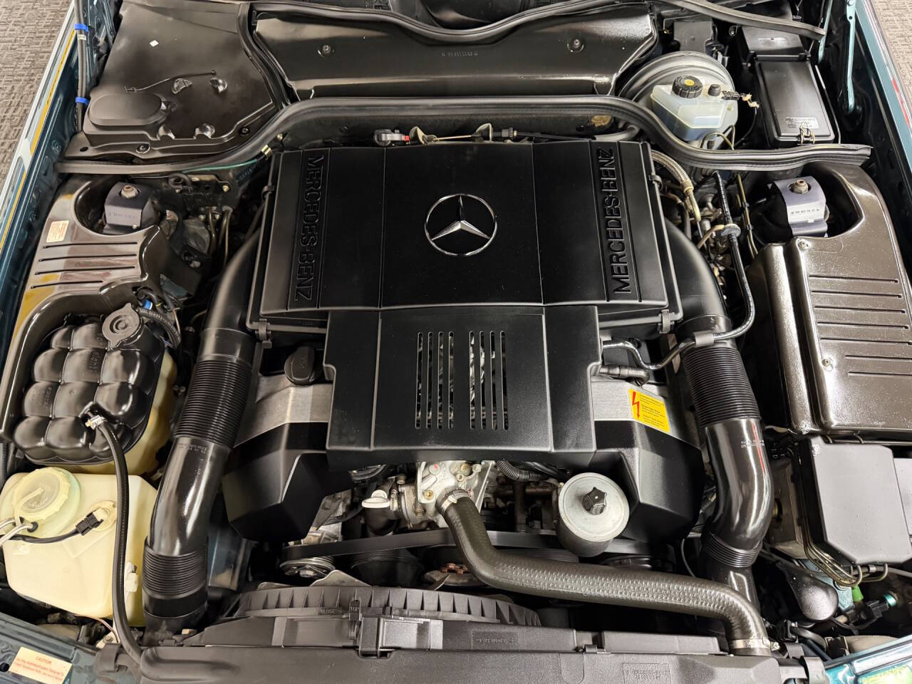 1994 Mercedes-Benz SL-Class 40