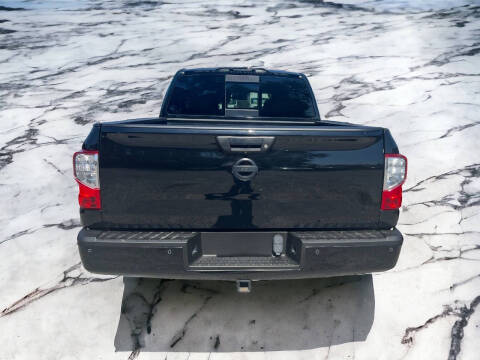 2019 Nissan Titan SV