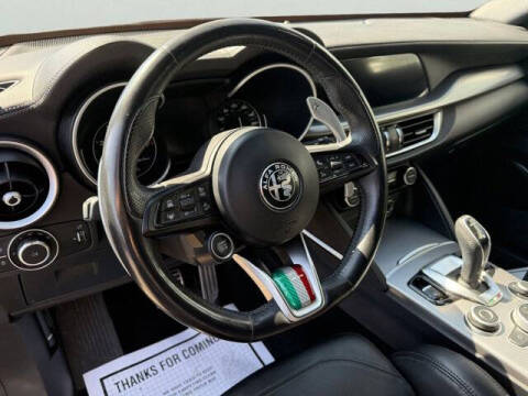 2022 Alfa Romeo Stelvio Veloce