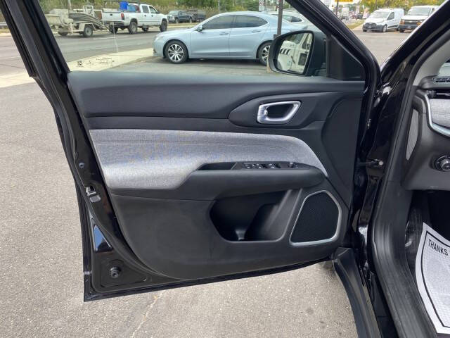 2022 Jeep Compass Latitude Lux