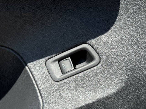 2024 Volkswagen Atlas Cross Sport SEL Premium R-Line 4Motion