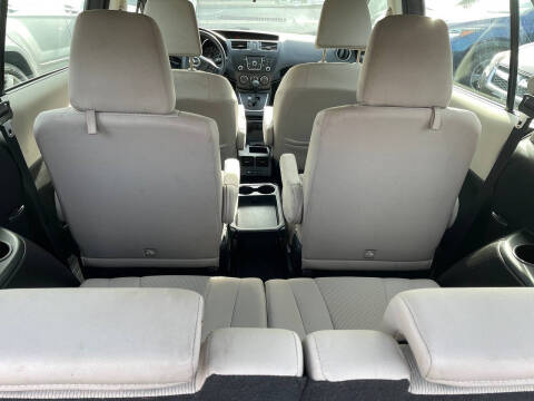 2015 Mazda MAZDA5 Sport