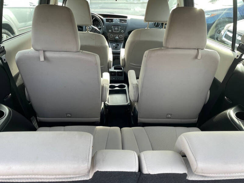 2015 Mazda MAZDA5 Sport