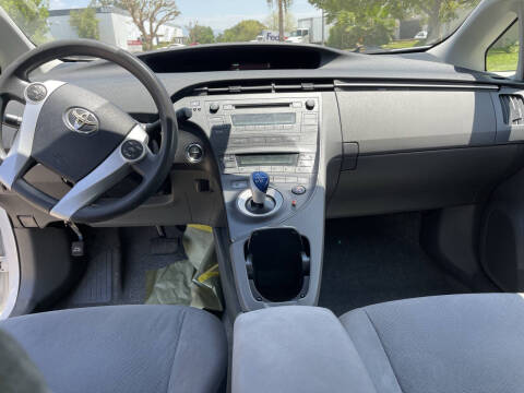 2010 Toyota Prius II