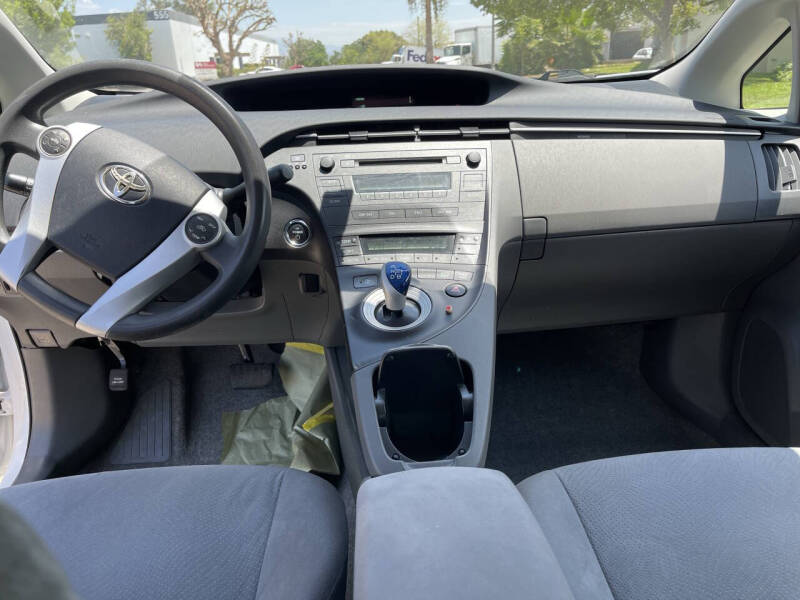 2010 Toyota Prius II
