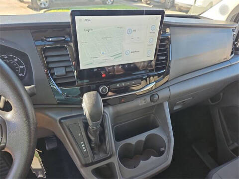 2023 Ford Transit 350 XLT