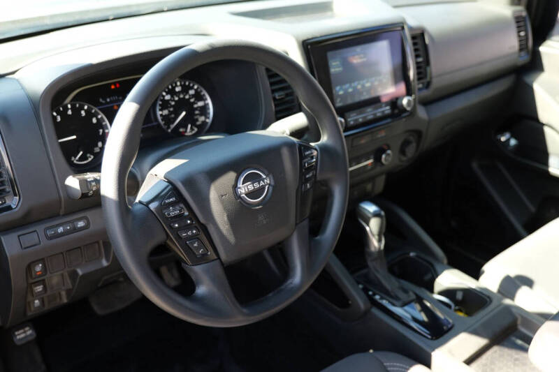 2023 Nissan Frontier