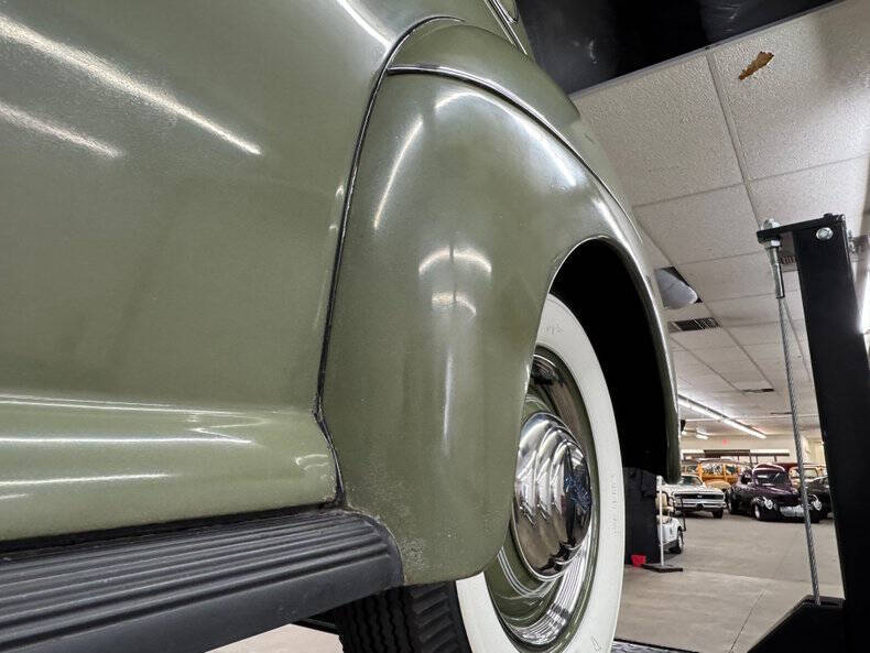 1941 Ford Super Deluxe