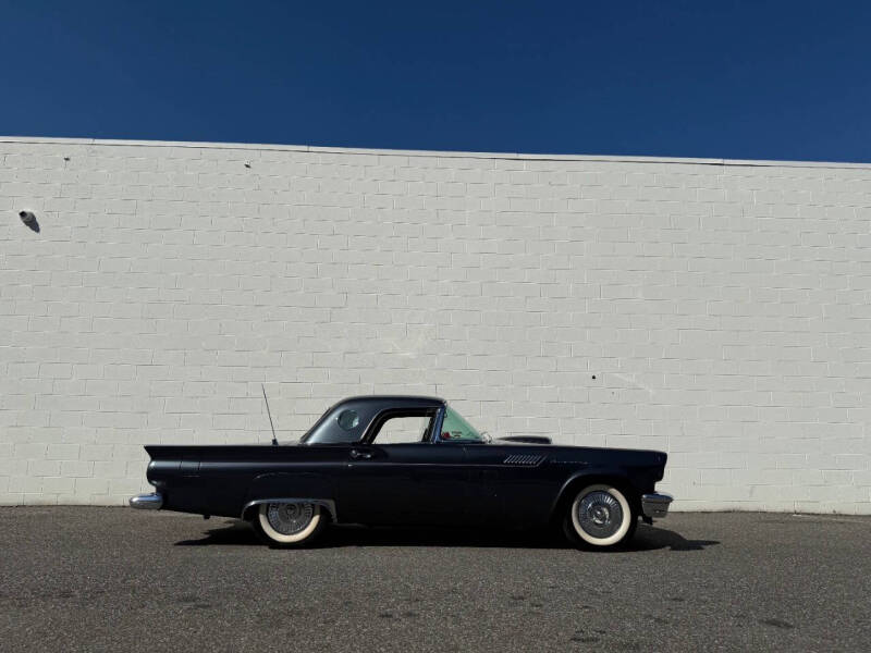 1957 Ford Thunderbird