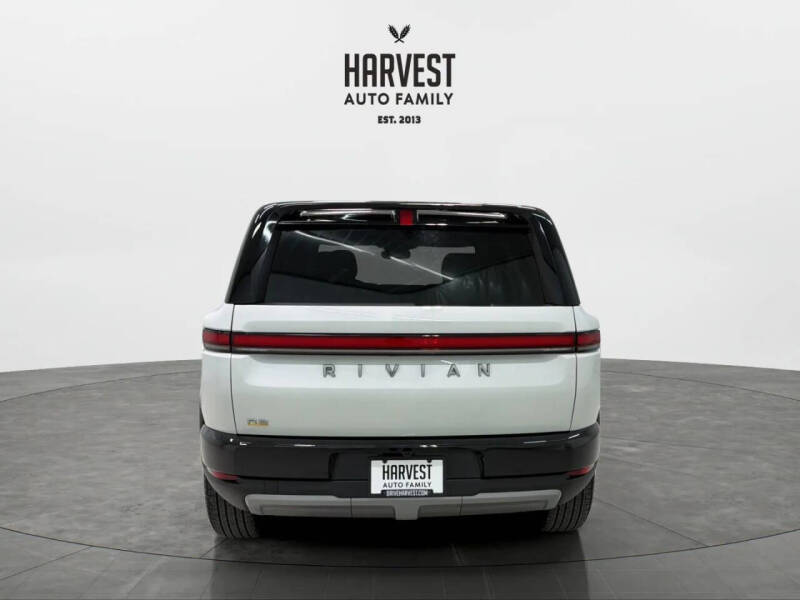 2027 Rivian R2 Performance