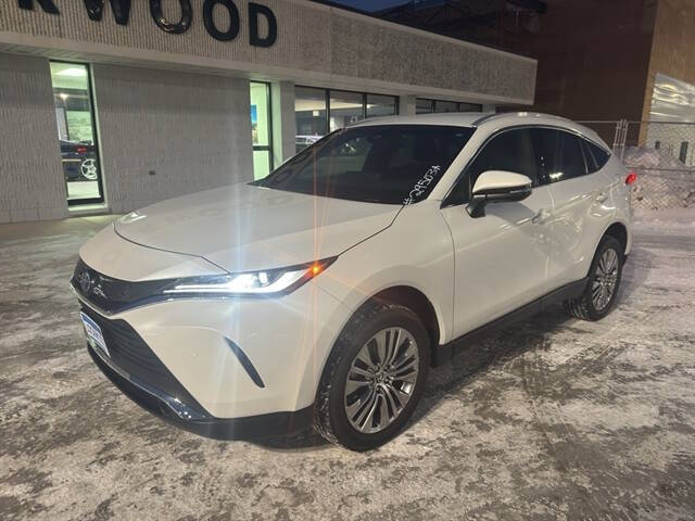 2022 Toyota Venza XLE