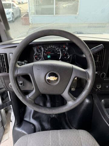 2017 Chevrolet Express 2500