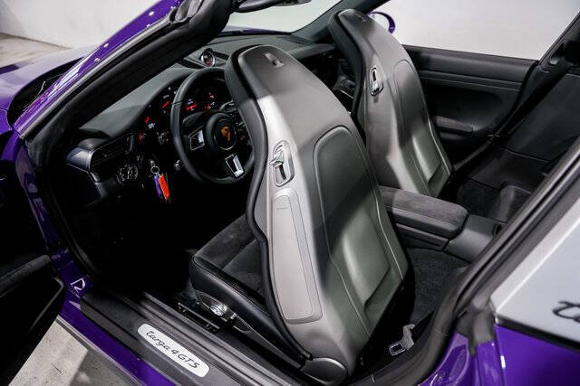 2018 Porsche 911 Targa 4 GTS