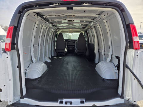 2026 Chevrolet Express 2500