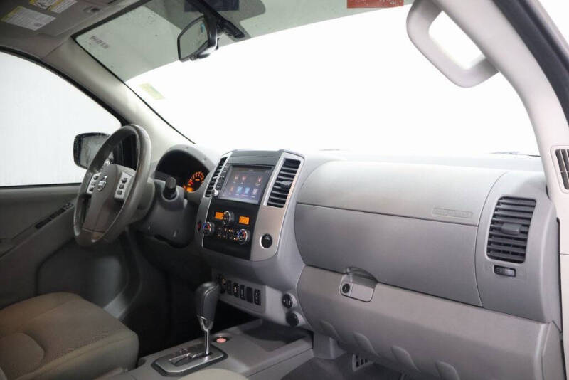 2021 Nissan Frontier SV