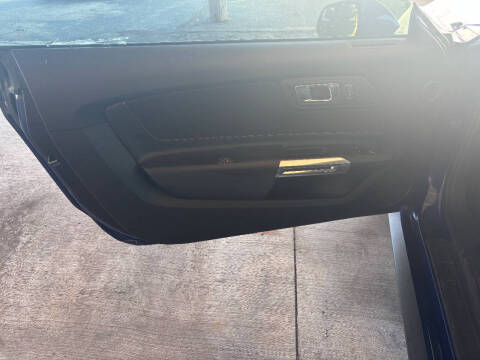 2016 Ford Mustang V6