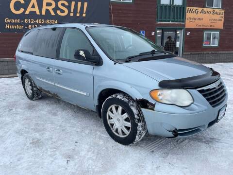 2005 Chrysler Town and Country for sale at H & G AUTO SALES LLC in Princeton MN
