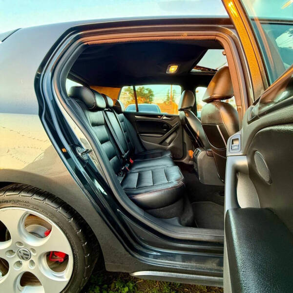 2010 Volkswagen GTI Base PZEV