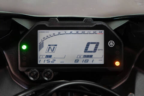 2023 Yamaha YZF-R3 ABS