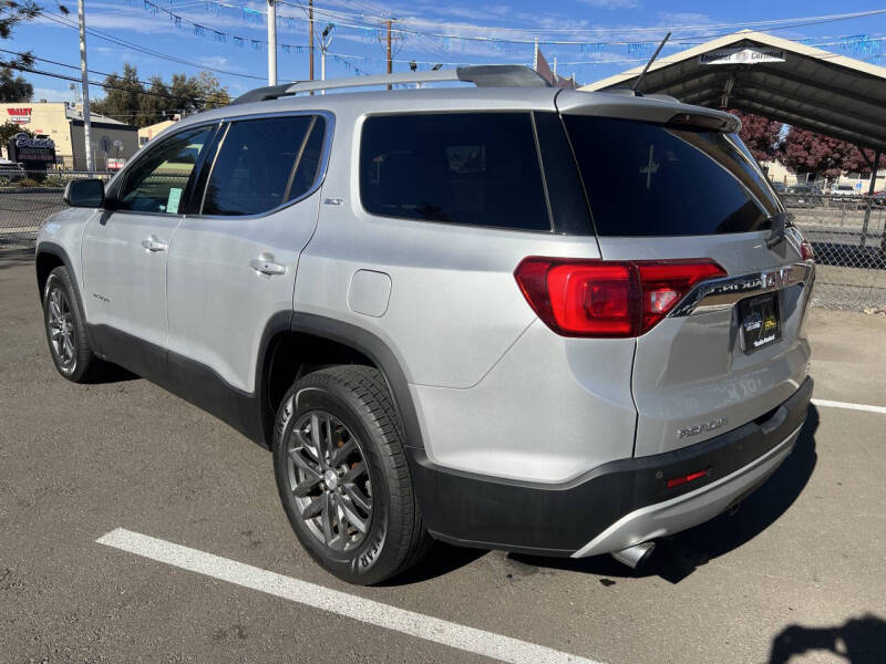2019 GMC Acadia SLT-1