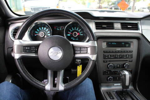 2014 Ford Mustang V6 Premium