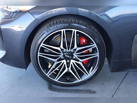 2022 Kia Stinger GT1